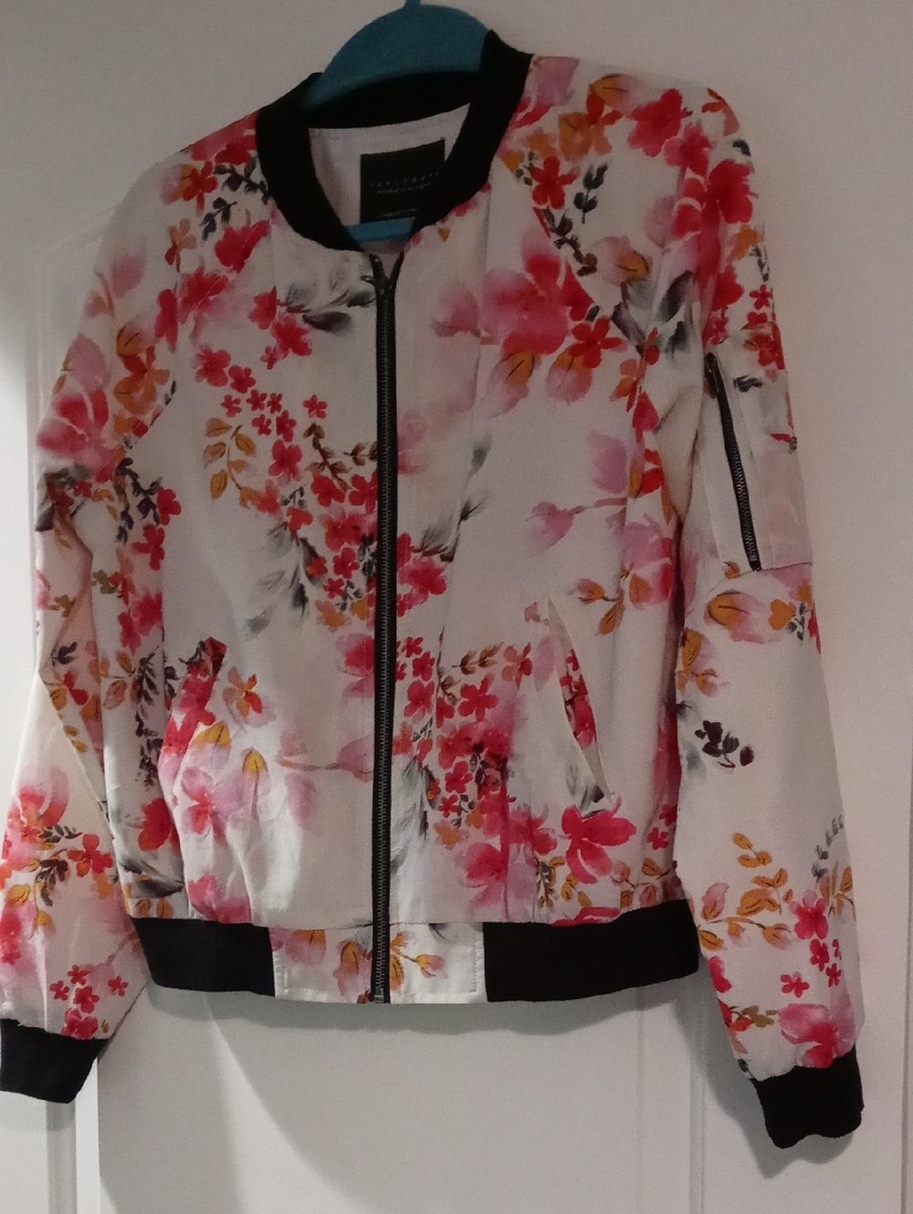 Jacket Med Sanctuary